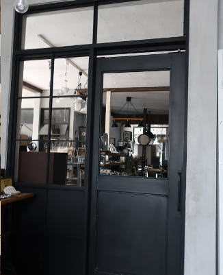 おしゃれなアイアン引き戸