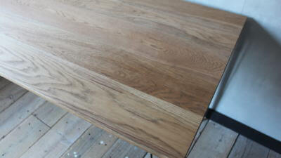 人気のオーク材