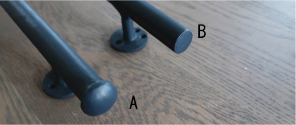 インテリアに馴染むブラックアイアン手すり