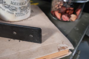 家具製作に便利なアイアンパーツ