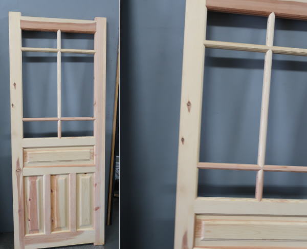 木製ドアのある暮らし
