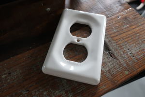 おしゃれな海外仕様プレート,セラミック素材が映えるアメリカ規格の2口カバー