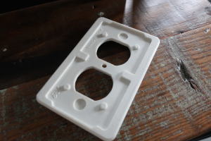 陶器の温もりが魅力,シンプルでおしゃれな2口用ホワイトプレート