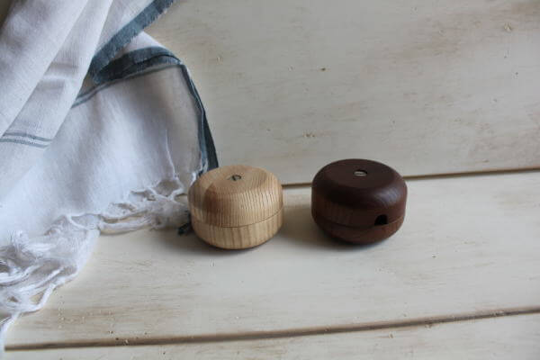 木製のウッドコードリール