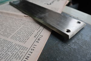 約56×240mmサイズのドア押し板