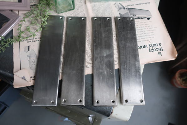 レトロ押し板シルバー マテリオドロッグリ