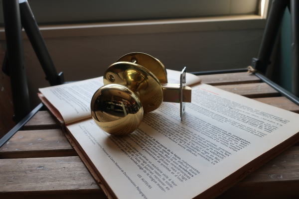 おしゃれ真鍮ドアノブ