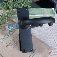 空錠タイプのヴィンテージアイアンハンドル、インテリアに重厚感をプラス