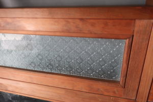 憧れの木製窓のある景色