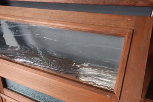 換気できるかわいい窓