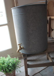 おしゃれなガーデニングバケツ