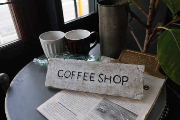 マテリオドロッグリ COFFEE SHOP ミニサイン md-gen-sign001 アンティーク風看板