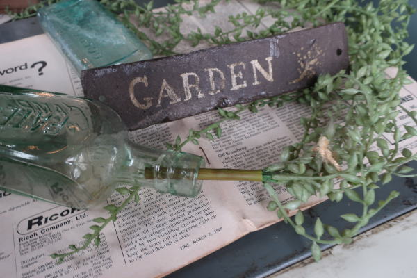 GARDEN サイン タイルサイン グリーンと相性の良い店舗ディスプレイ 一点もの