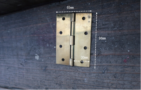 こだわりのドア製作で使いたい魅せる丁番