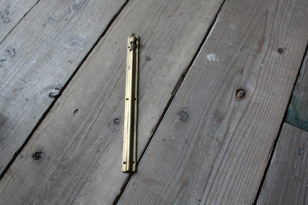 こだわりのドア製作に使いたいフランス落とし