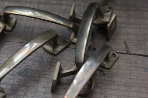 家具製作にも使いたいレトロ金物の販売