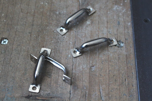 家具や収納扉に使いたいおしゃれなハンドル