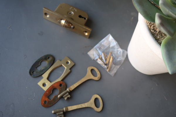 昭和レトロな金物販売