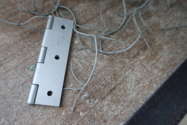 家具製作に使いたいアクセントヒンジ