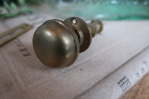 DIYで使いたいかわいいラッチの販売