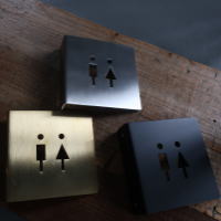 店舗や施設で使えるおしゃれなサインプレート