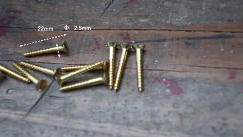 家具作りに使いたい真鍮金物