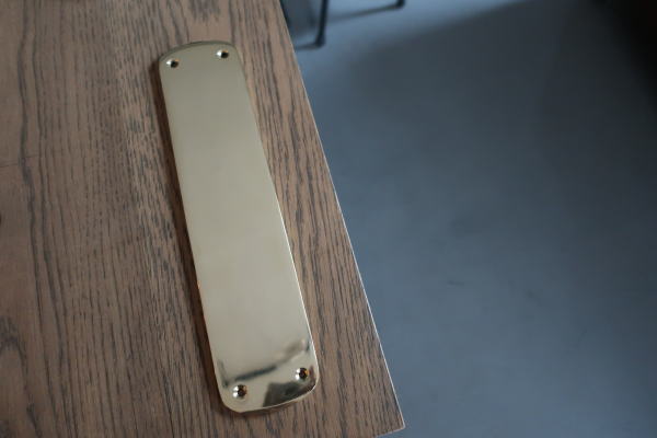 真鍮素材の押し板の販売