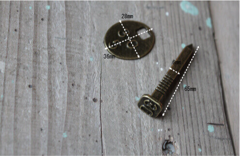 DIYで使いたいアクセント釘