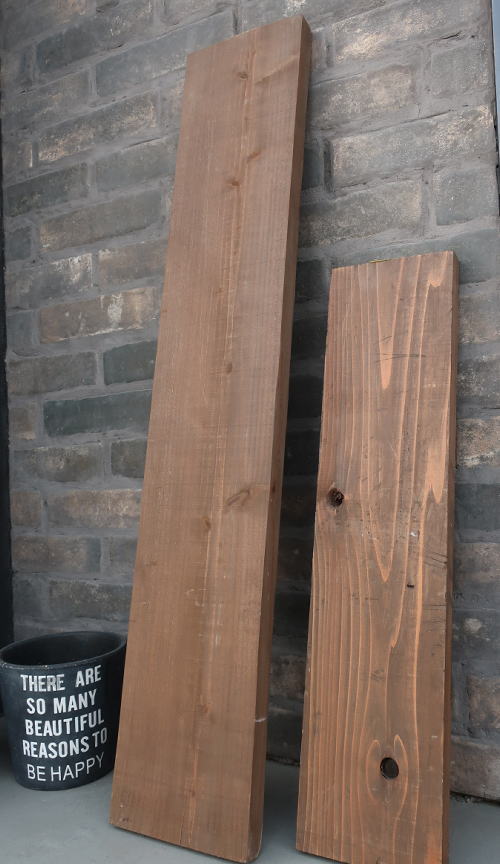 素朴な杉材の限定販売