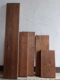 おしゃれな壁作りにも人気な木材