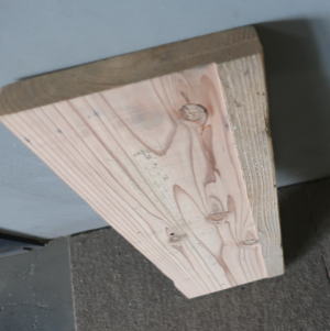 古材で看板を作る