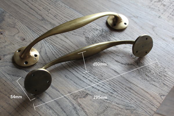 お洒落なアイアンドアハンドル