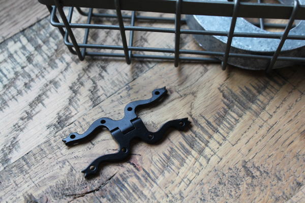 ポイント使いになる兆番ヒンジ