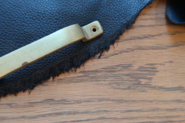 アンティークゴールドカラーのアイアンハンドル