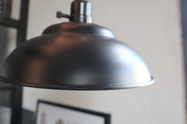 引掛けシーリングタイプのスポットライト