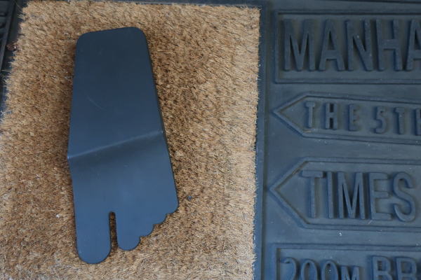 ラバー素材のドアストッパー