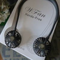 アウトドアやスポーツ観戦に大活躍なハンドフリーファン