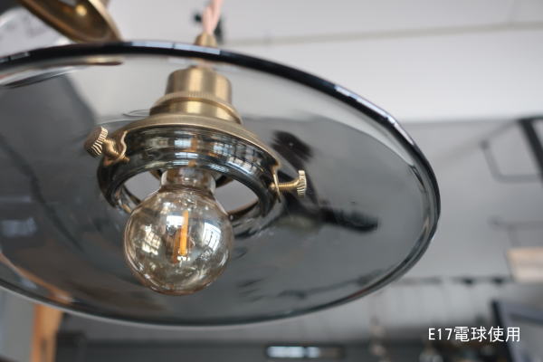 口径E12対応のLED電球"