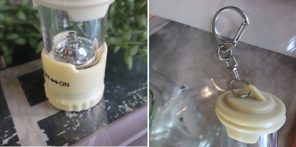 ランタンモチーフのLEDライトキーホルダー